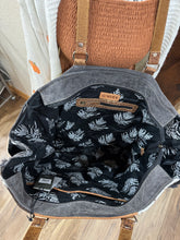 Load image into Gallery viewer, Saddle Belle weekender