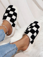 Load image into Gallery viewer, Checked Slippers
