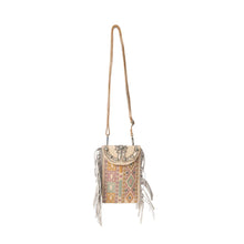 Load image into Gallery viewer, 🩷PRE-ORDER🩷 Myra Vintage Song Crossbody Bag In Sahara Clay
