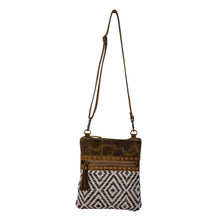 Load image into Gallery viewer, Sand Weaver Small &amp; Crossbody Bag 🩷PRE-ORDER🩷
