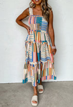 Load image into Gallery viewer, Jerrilynn Tiered Maxi
