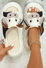Load image into Gallery viewer, Cow slippers
